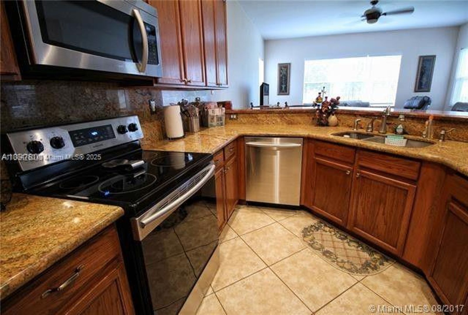 Weston House: 4321 W Whitewater Avenue 0