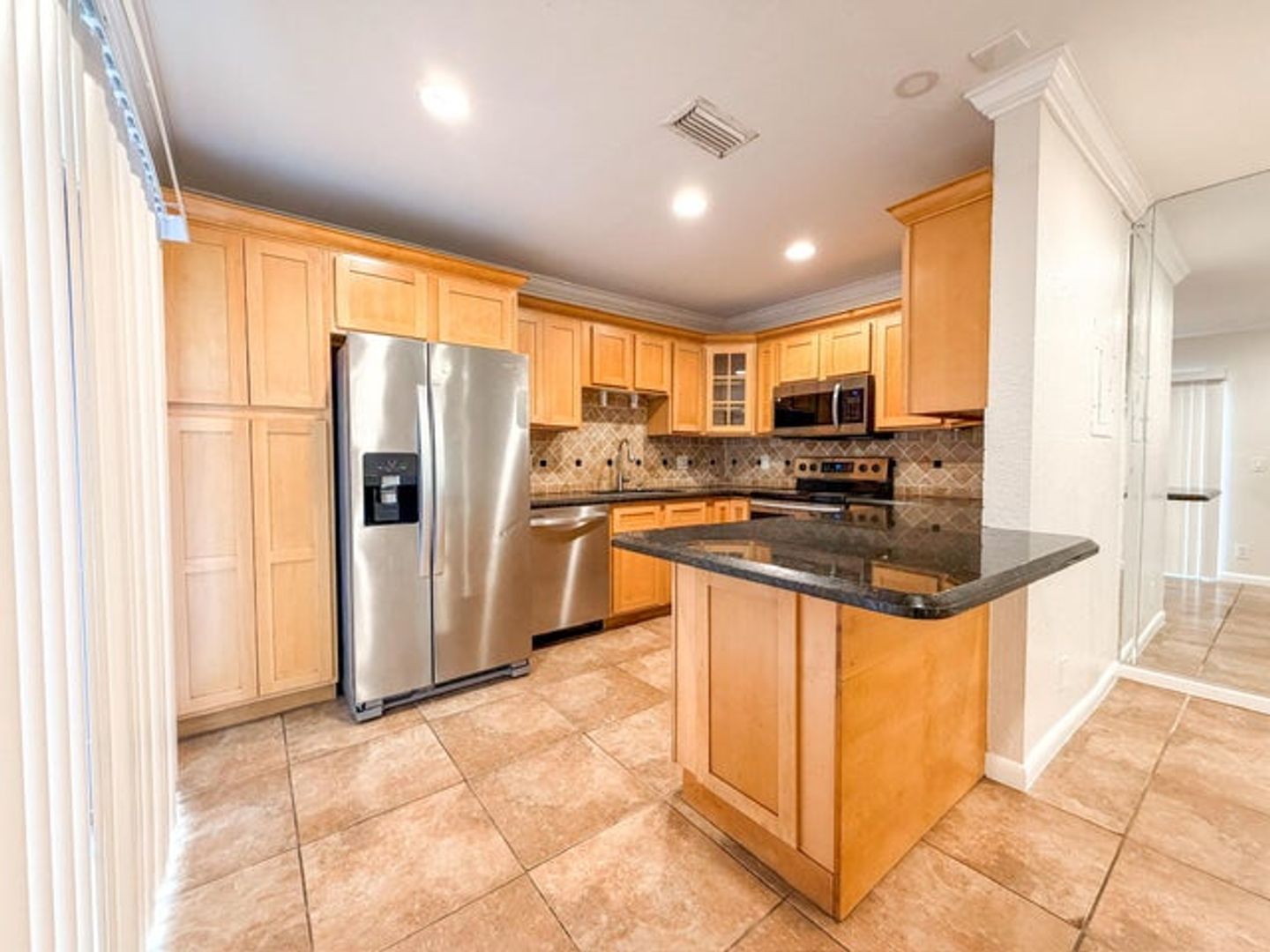 West Palm Beach House: 1827 N Congress Avenue