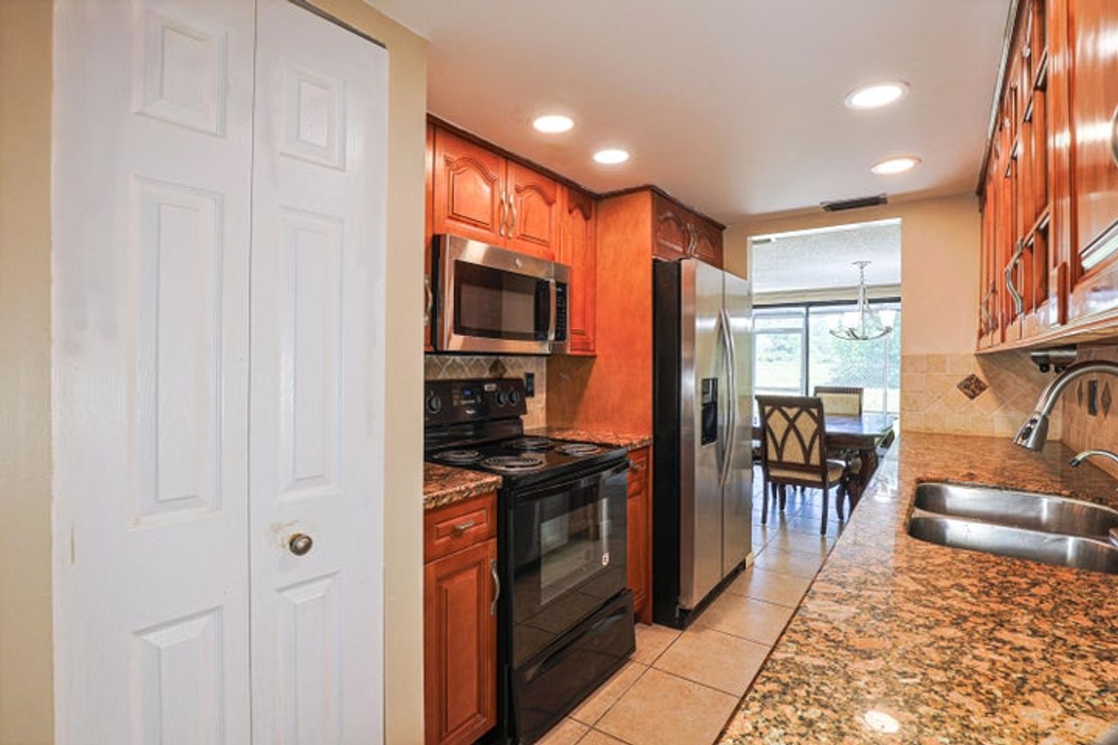 Sunrise House: 2794 NW 80TH Avenue 2794