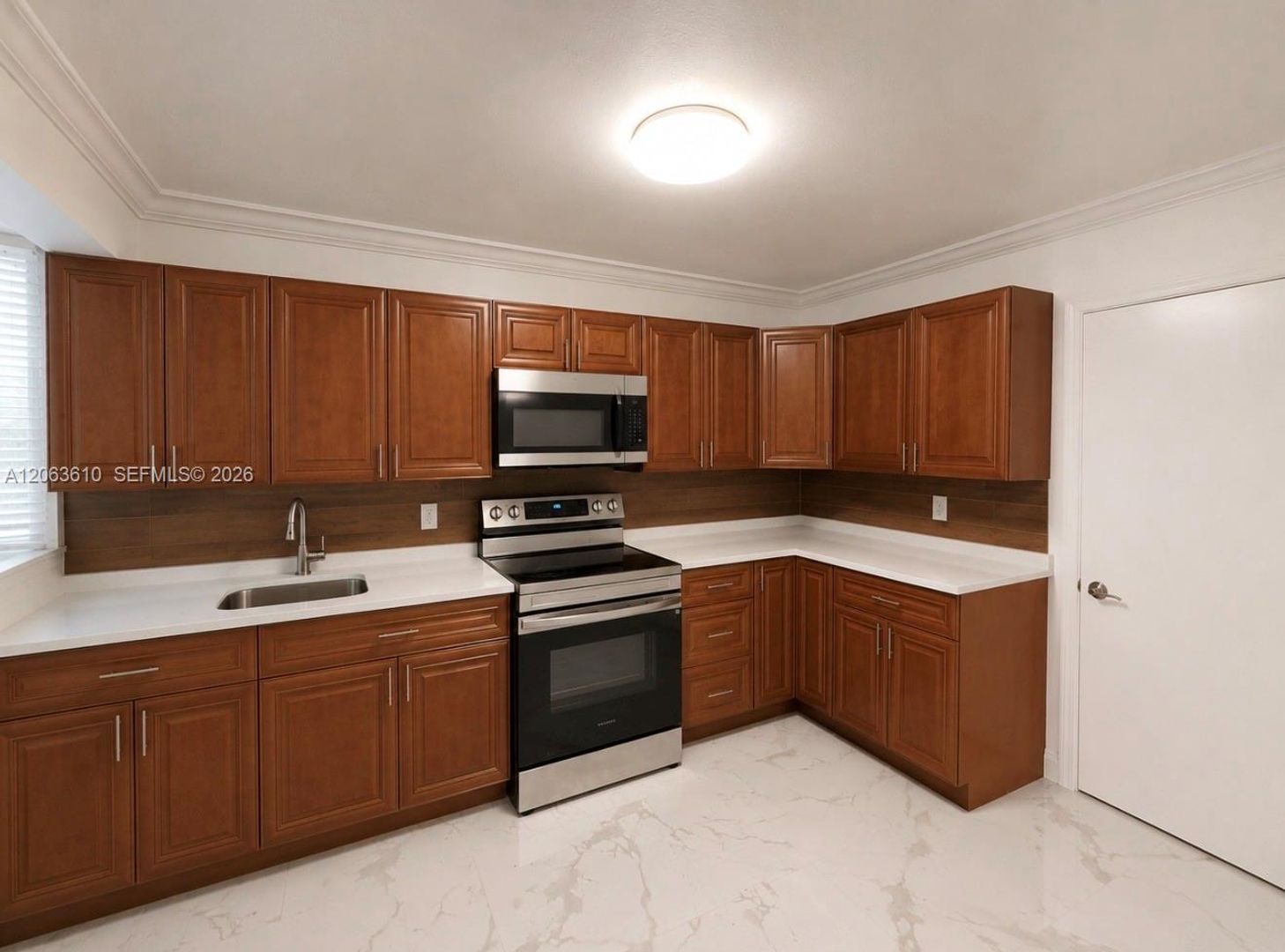 Miramar House: 6049 SW 39th Street 6049