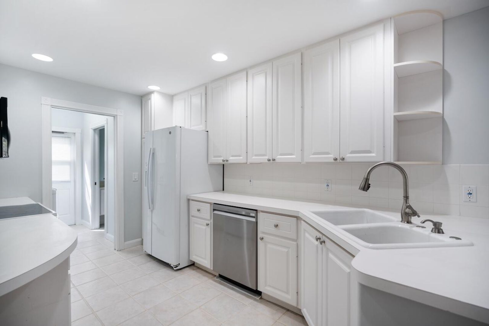 Jupiter House: 329 Legare Court