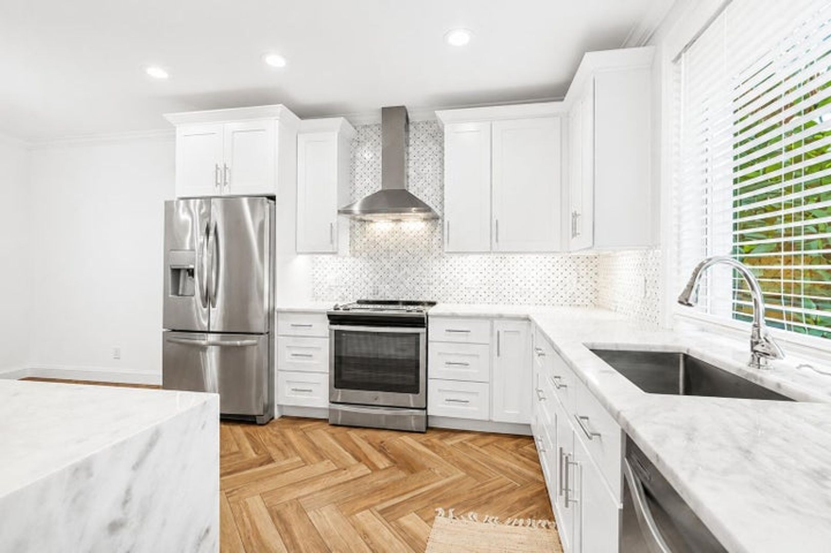 Boca Raton House: 350 SW 8TH Street 2