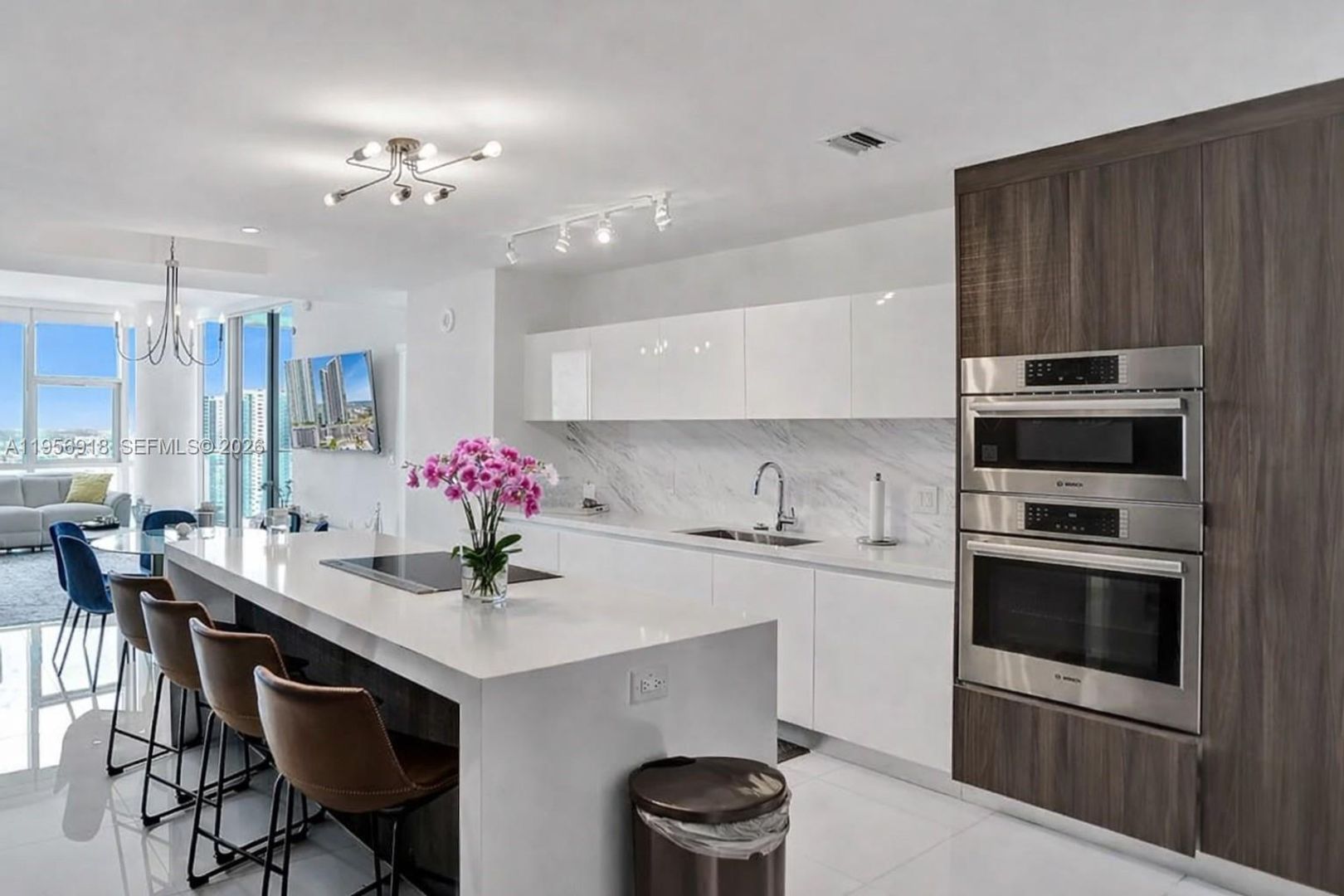 Miami House: 851 NE 1st Avenue 2401