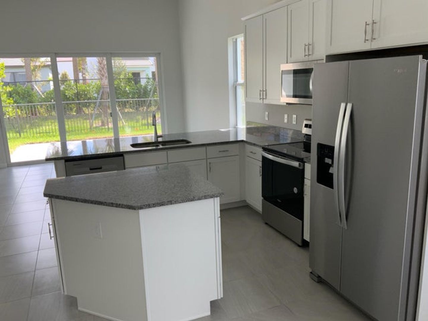 The Acreage House: 16340 OAKVIEW Drive