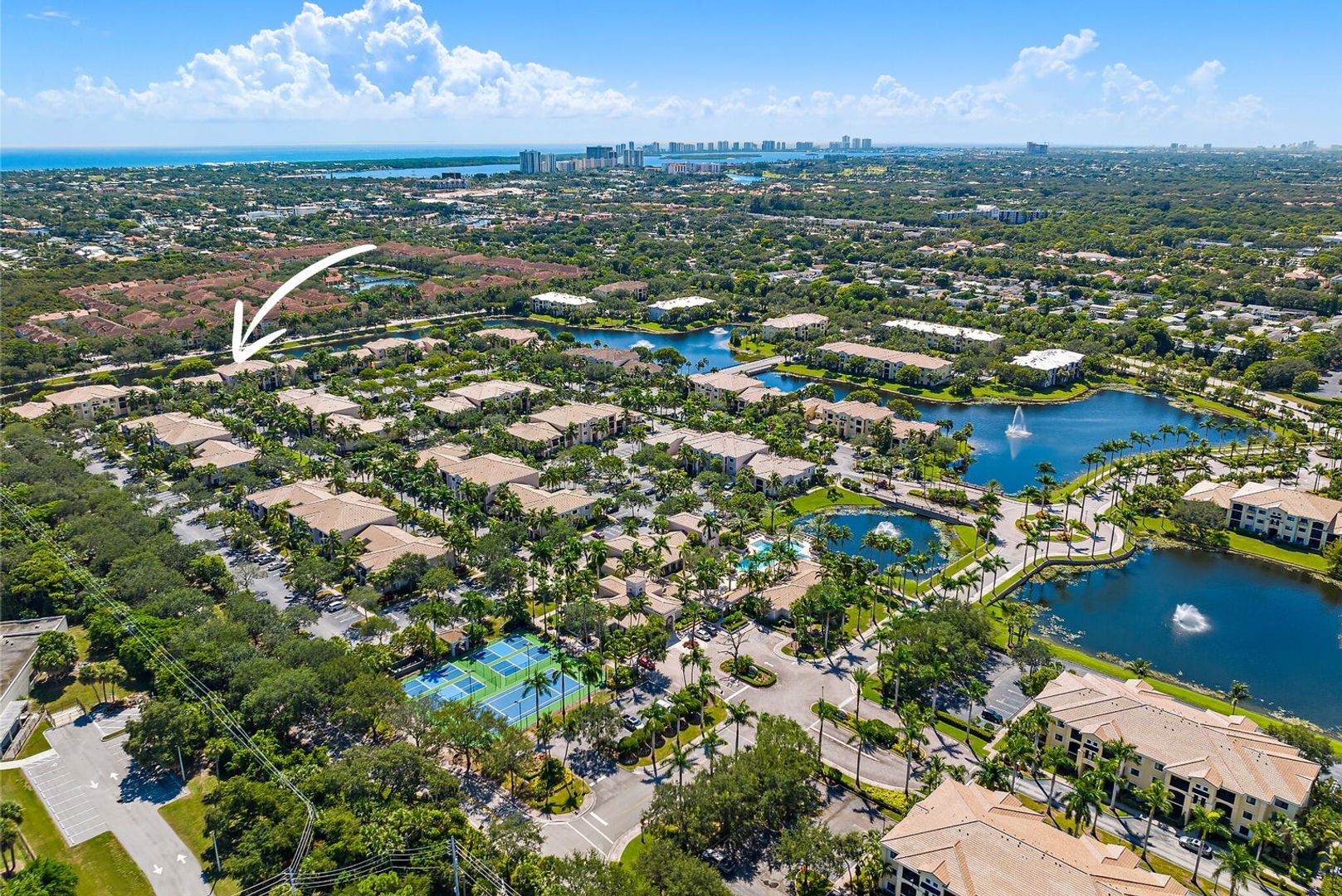 Palm Beach Gardens House: 2806 Veronia Drive 103
