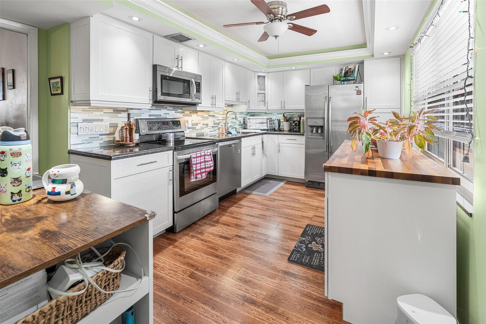 Pompano Beach House: 3930 Oaks Clubhouse Drive 304