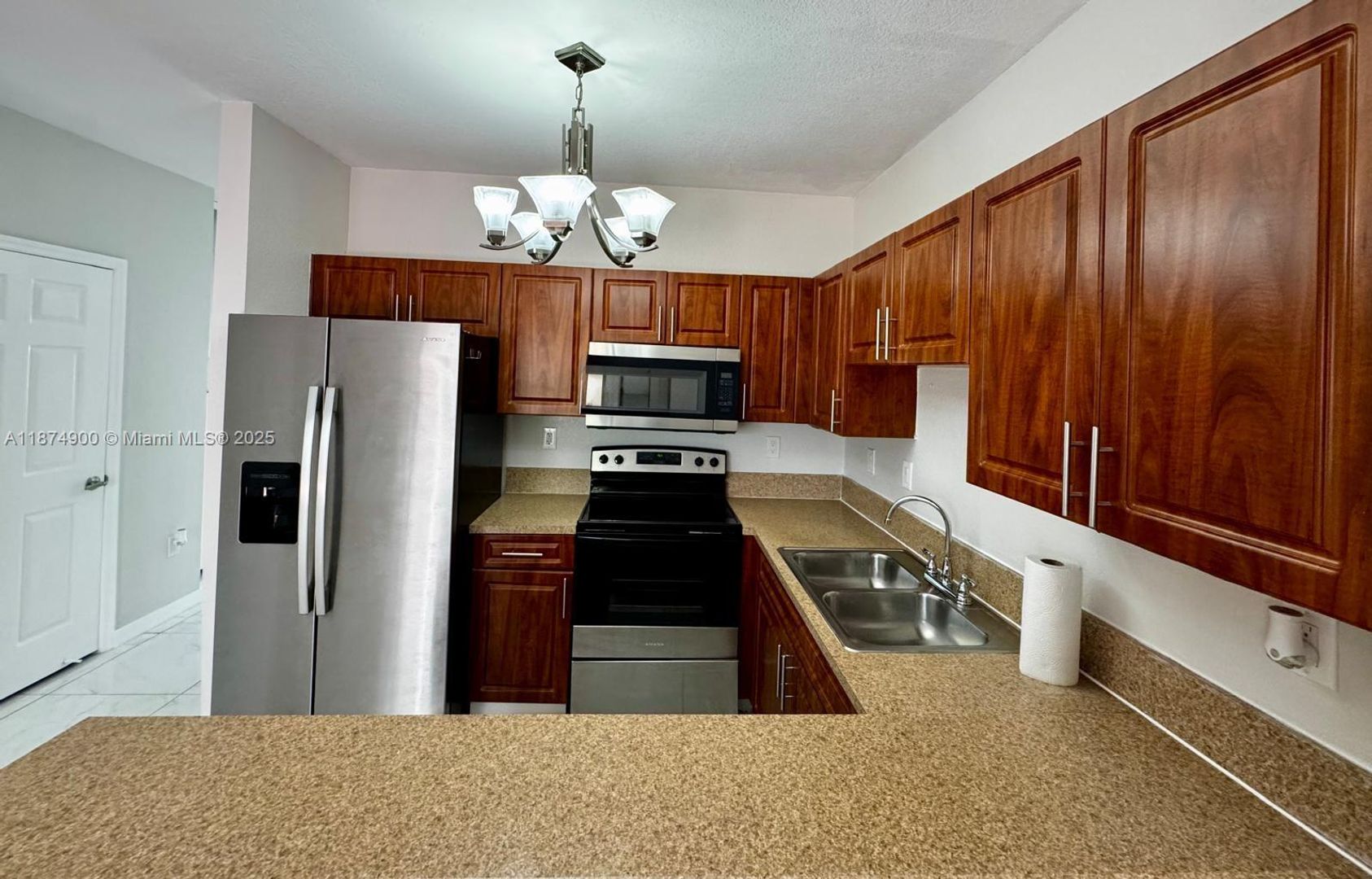 Miami House: 10968 SW 182nd Lane