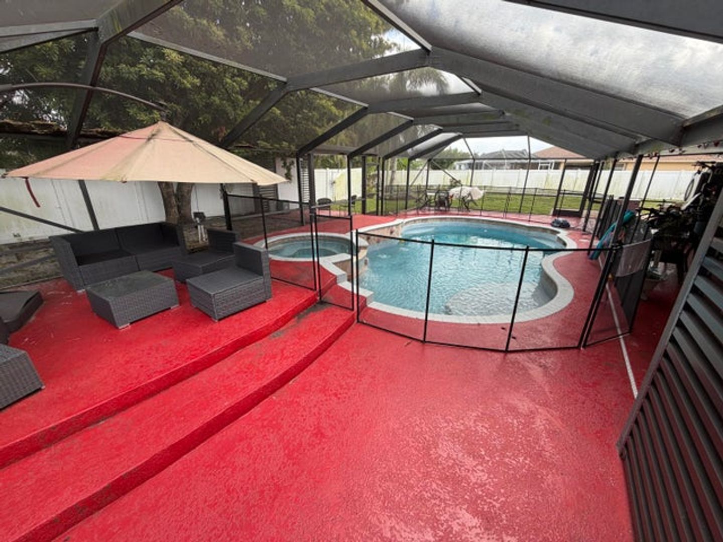 Royal Palm Beach House: 147 Alcazar Street