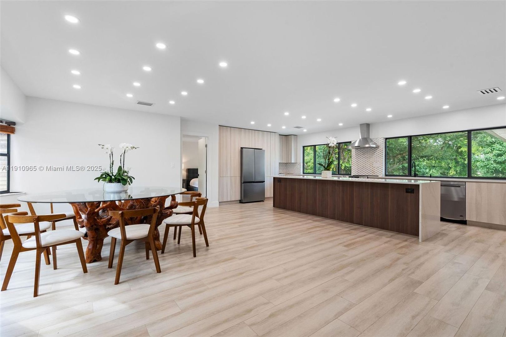 Davie House: 12511 SW 13th Street