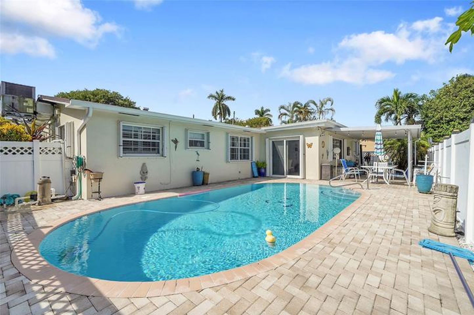 Hollywood House: 2705 ROOSEVELT Street