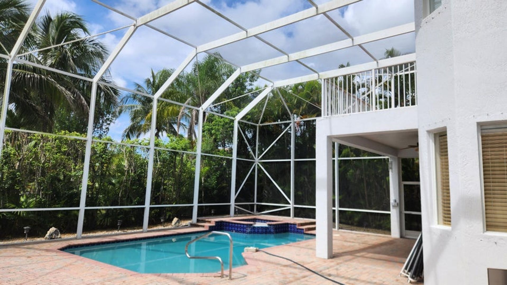 Wellington House: 11206 MARITIME Court
