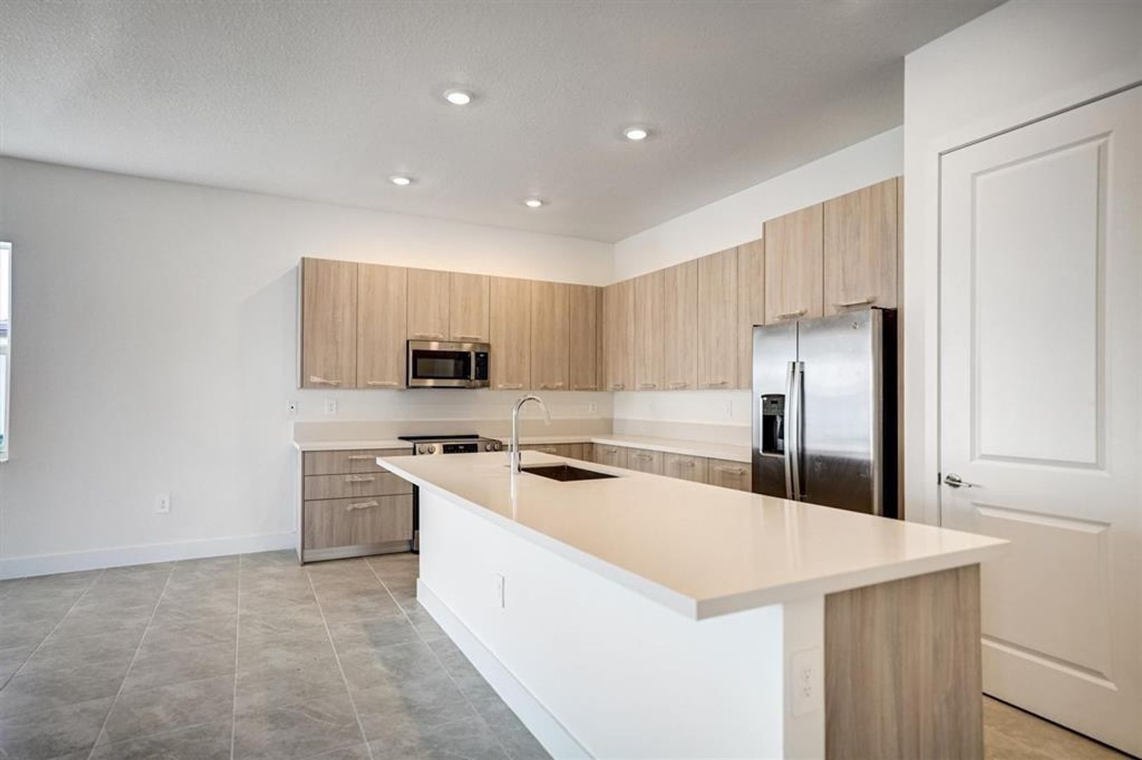 Davie House: 12328 SW 43 Street