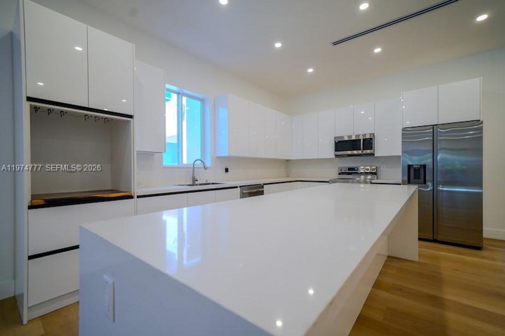 Miami House: 112 NW 24th Court