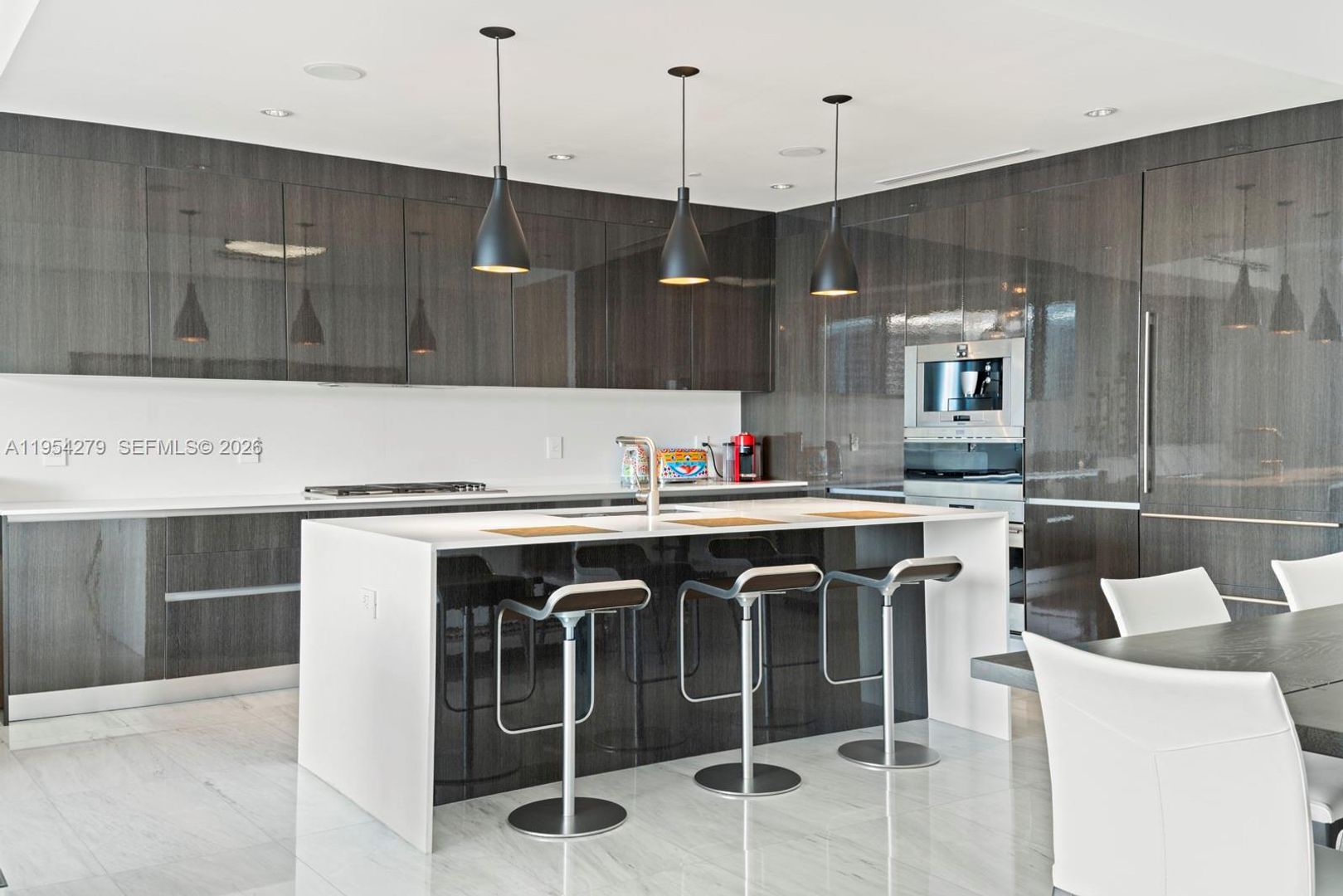 Aventura House: 3300 NE 188th Street 414