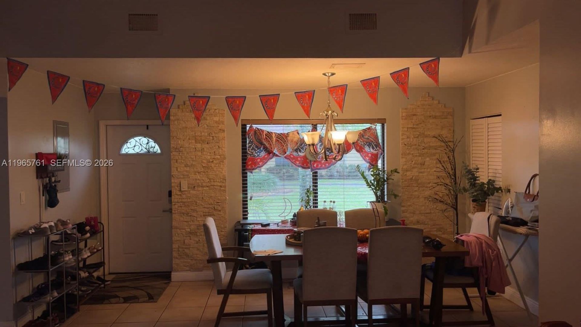 Davie House: 7509 SW 26th Court 5