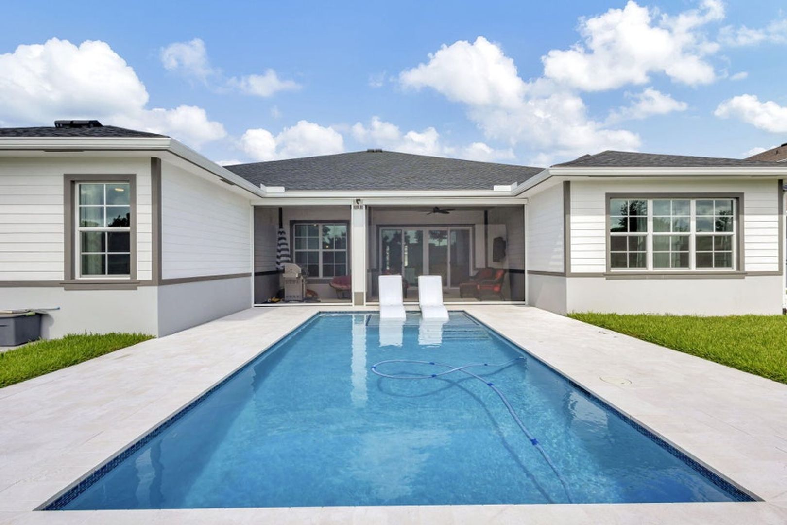Loxahatchee House: 870 Hookline Circle