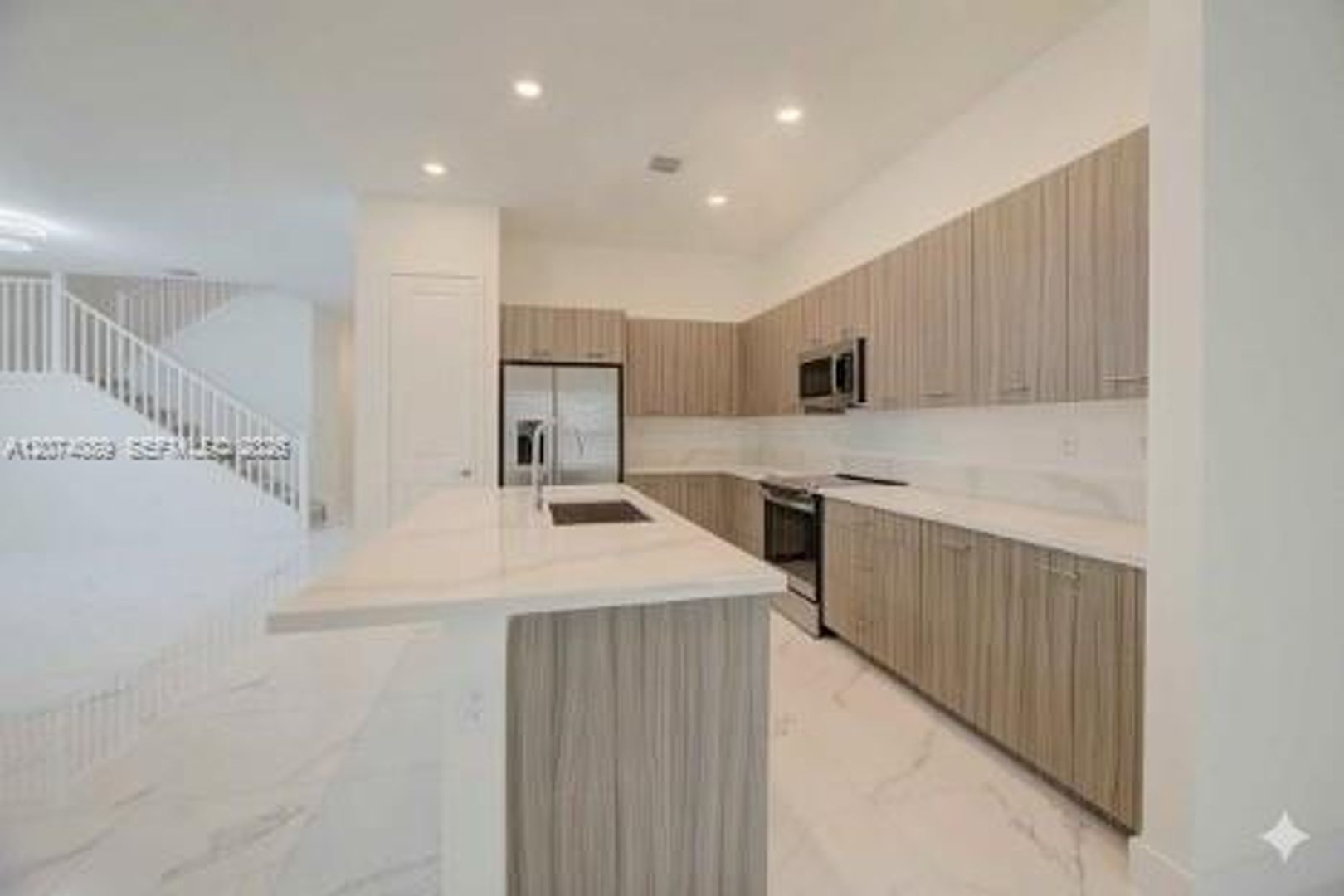Miramar House: 17552 SW 46th Street 1