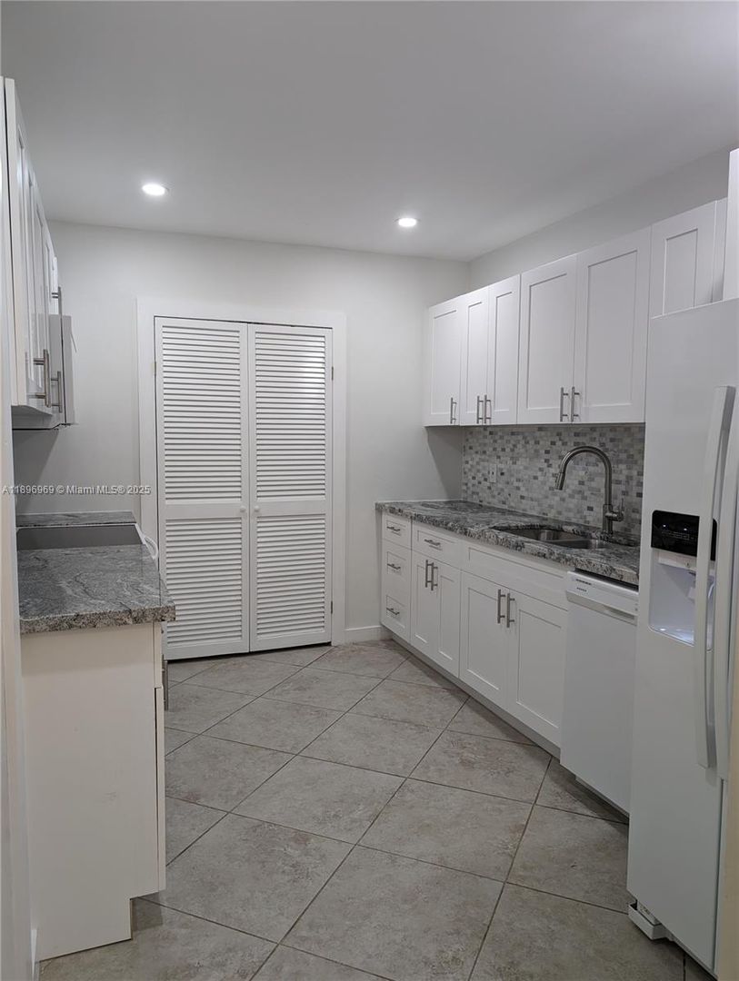 Coral Gables House: 850 Benevento Avenue 1