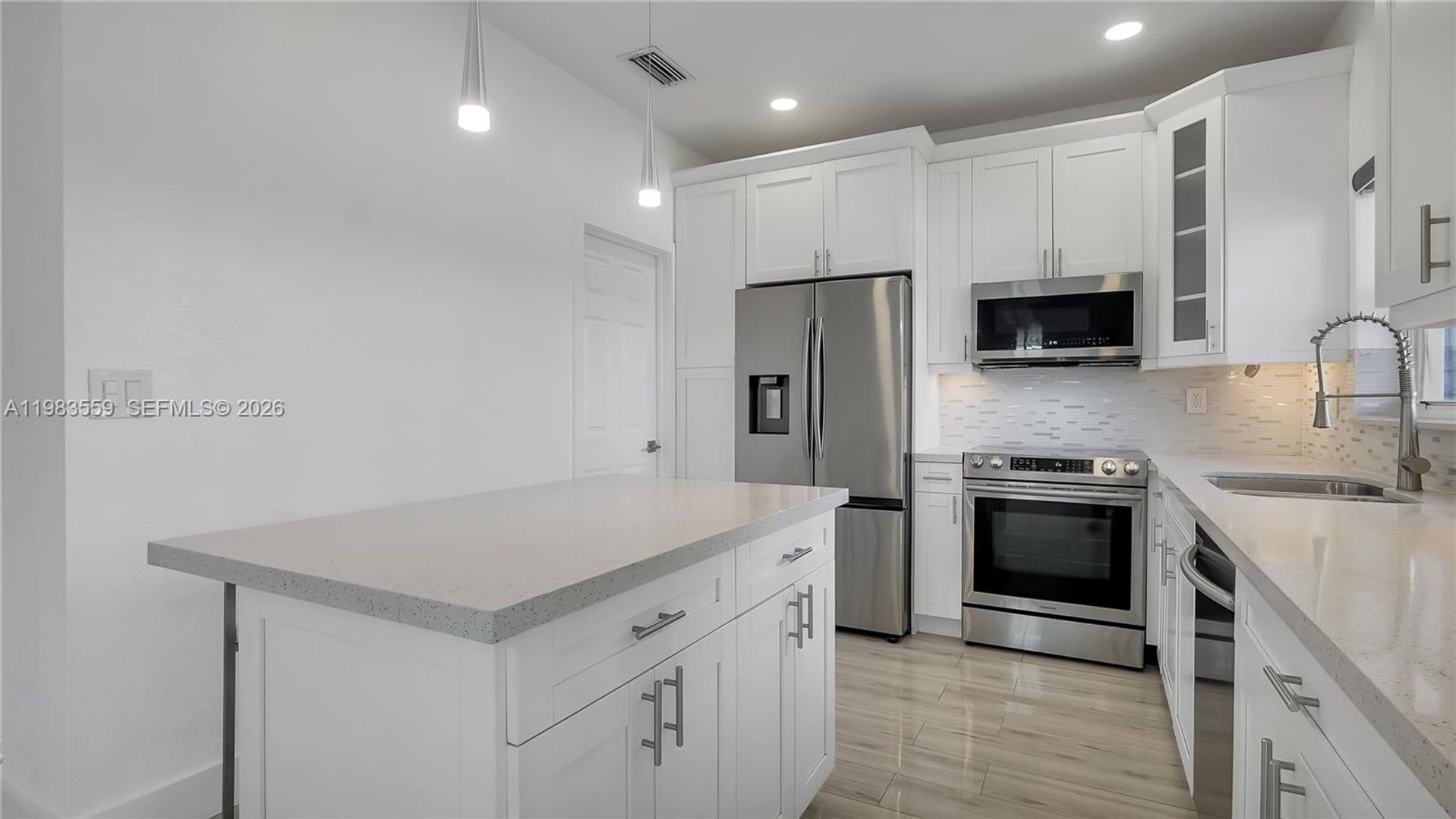 Miramar House: 4991 SW 135th Avenue 4991