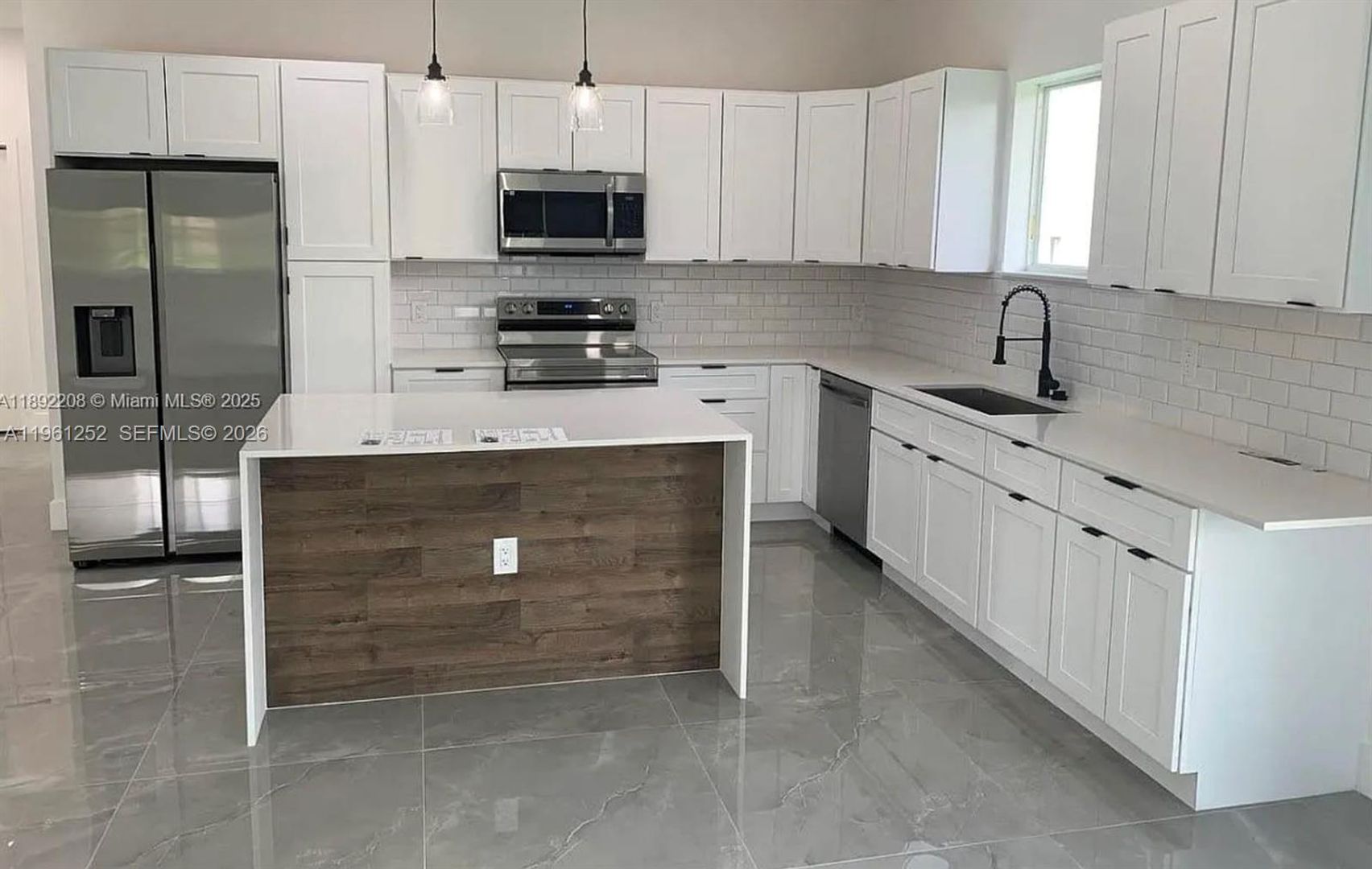 Fort Lauderdale House: 655 NW 24th Avenue 0