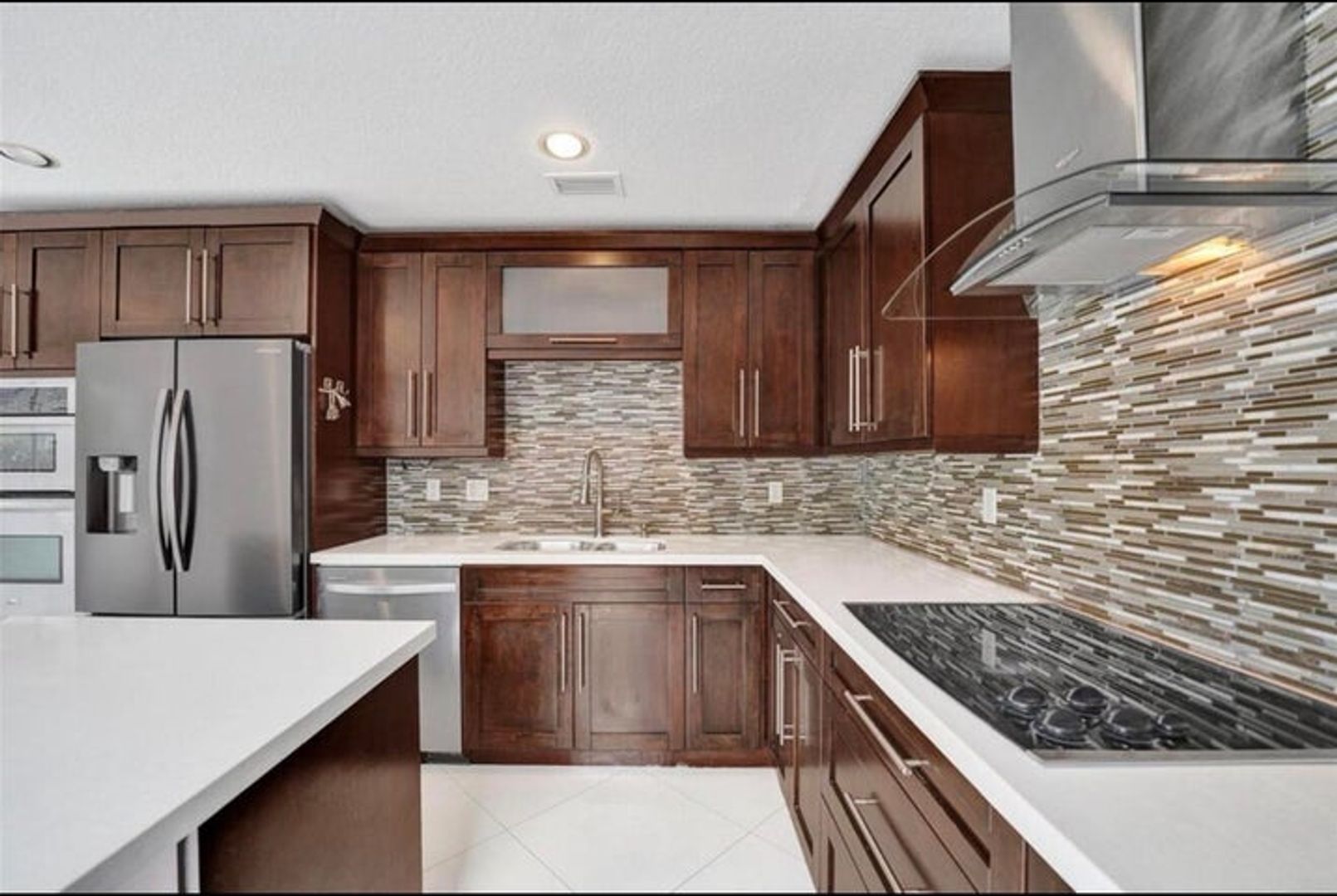 Hollywood House: 11208 Rhapsody Road