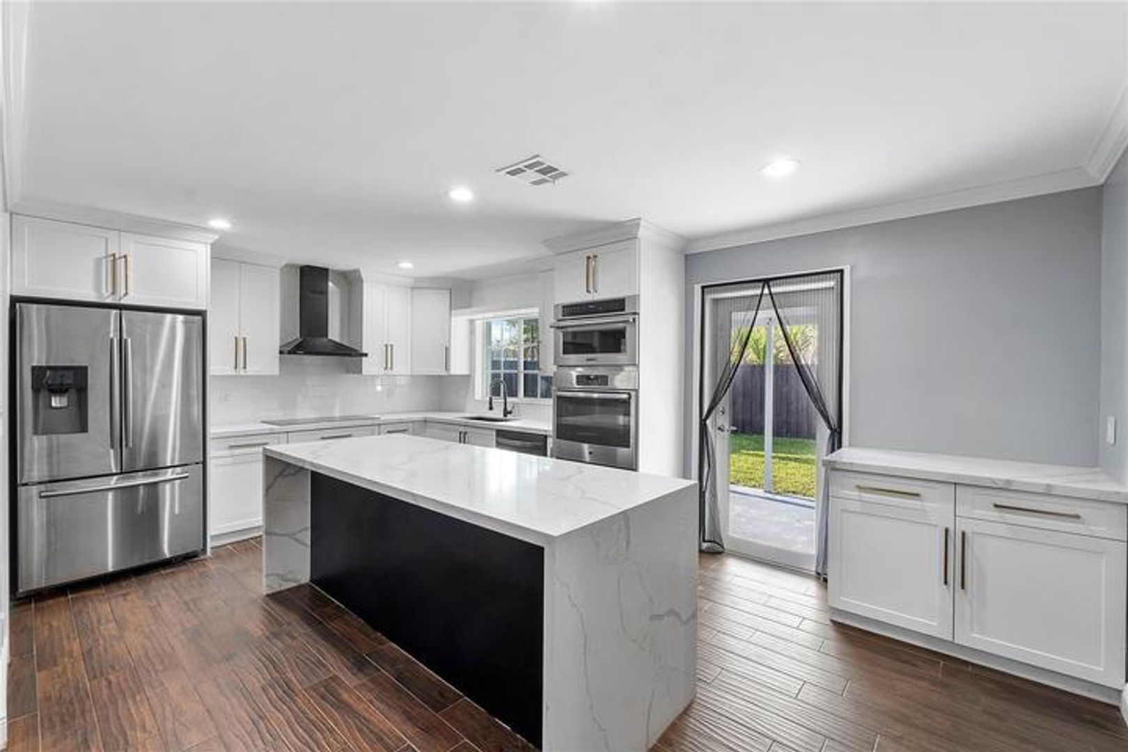 Tamarac House: 5820 NW 56th Place