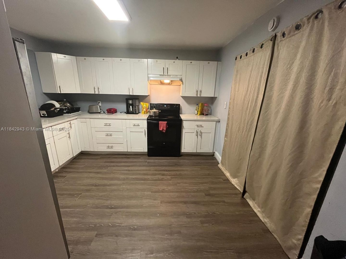 West Palm Beach House: 1101 Grant Street