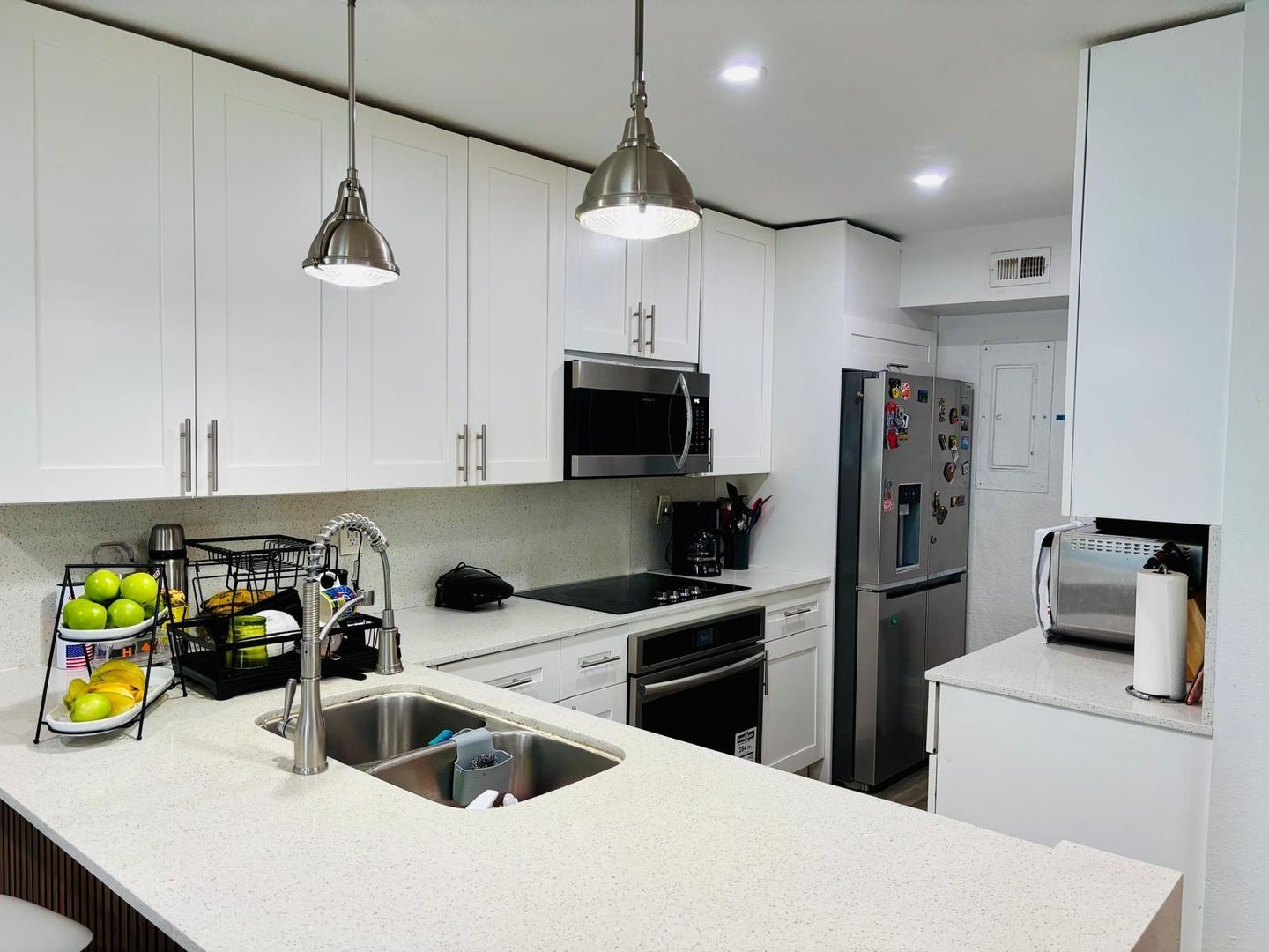 Tamarac House: 8000 NW 74th Terrace