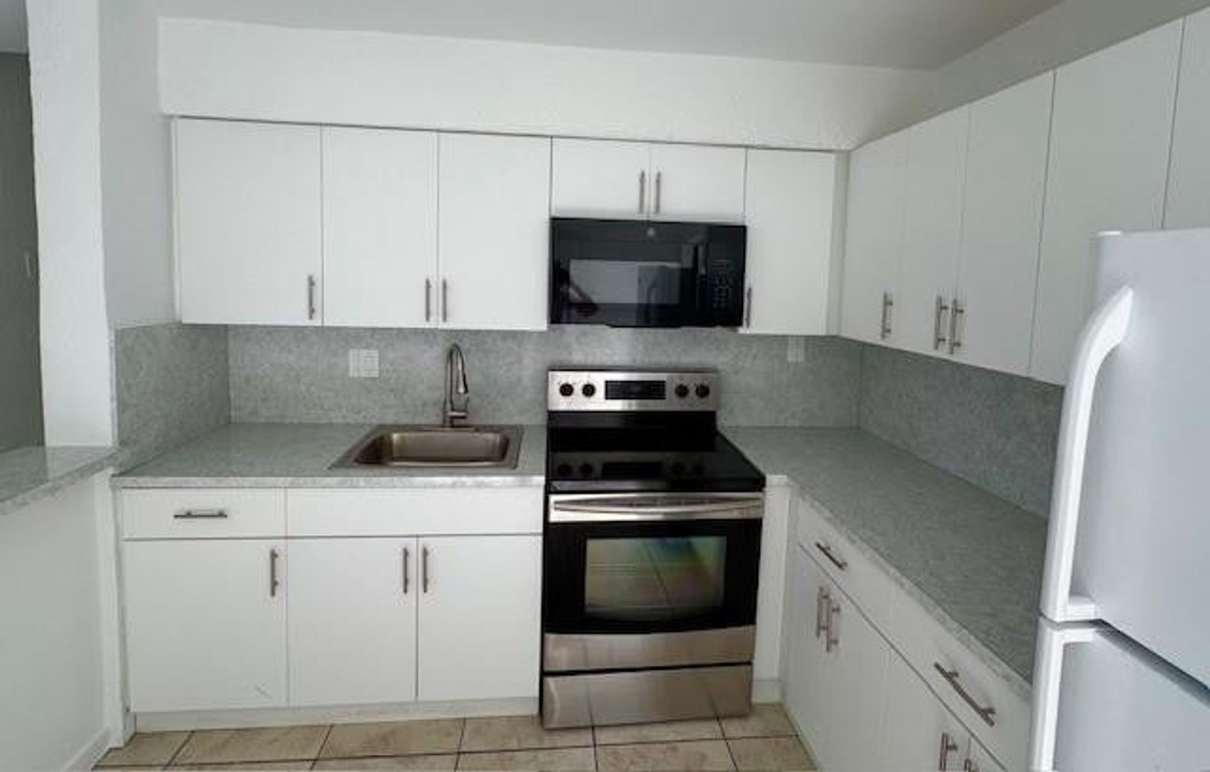 Fort Lauderdale  (Unincorporated) House: 1451 SW 46th Avenue
