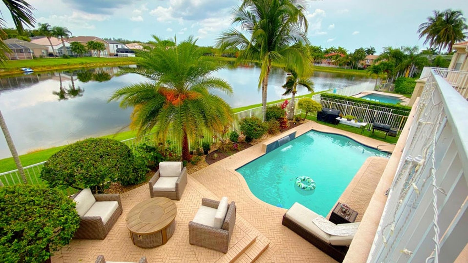 Lake Worth House: 6489 Marbletree Lane