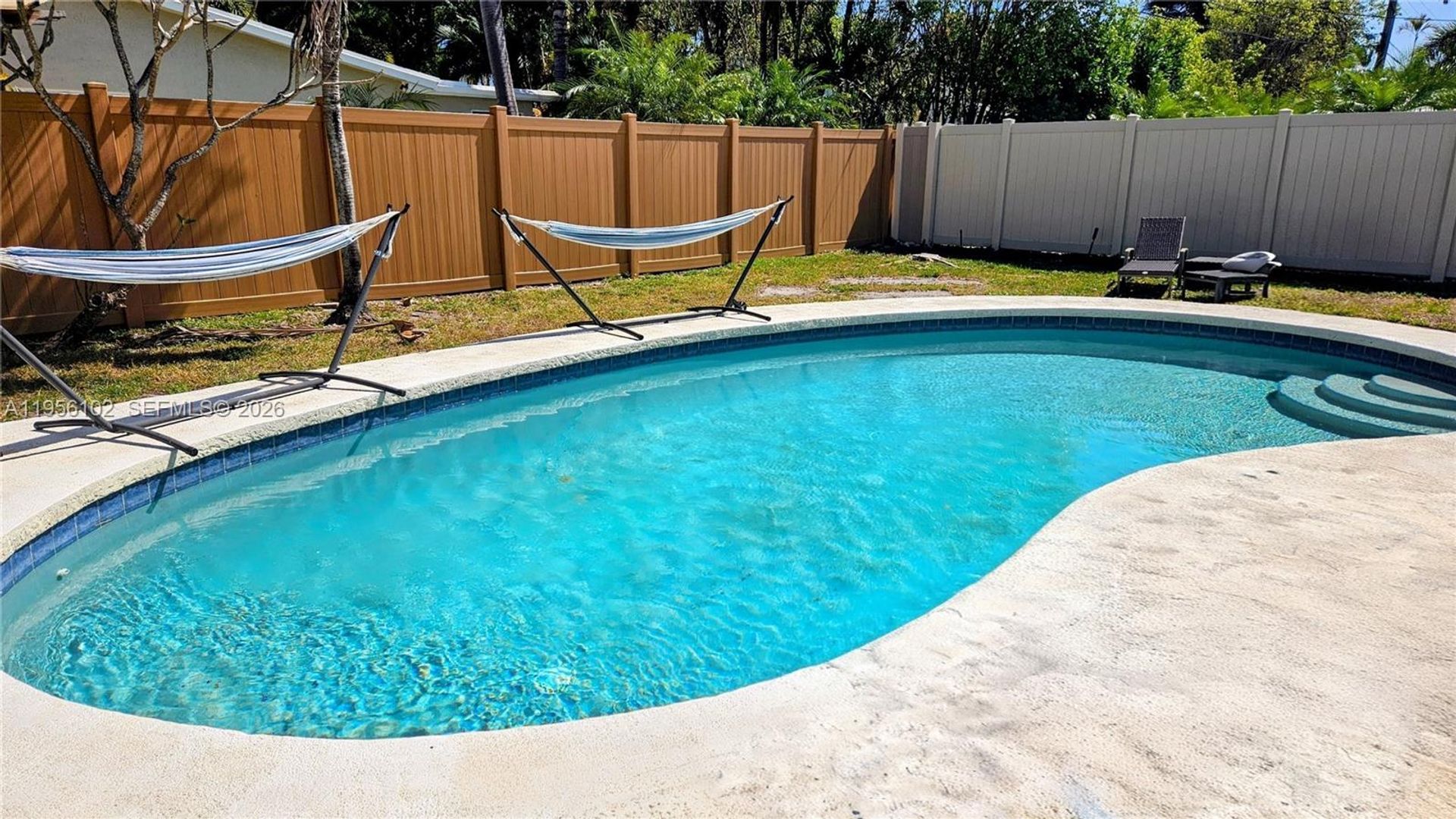 Oakland Park House: 4360 NE 13th Avenue Main