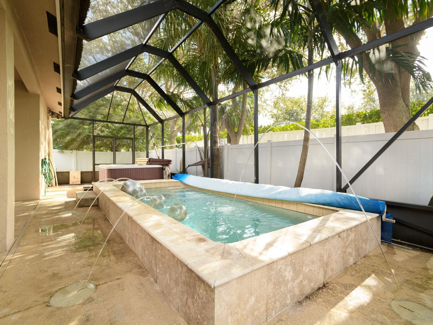 Miramar House: 14186 SW 32nd Street