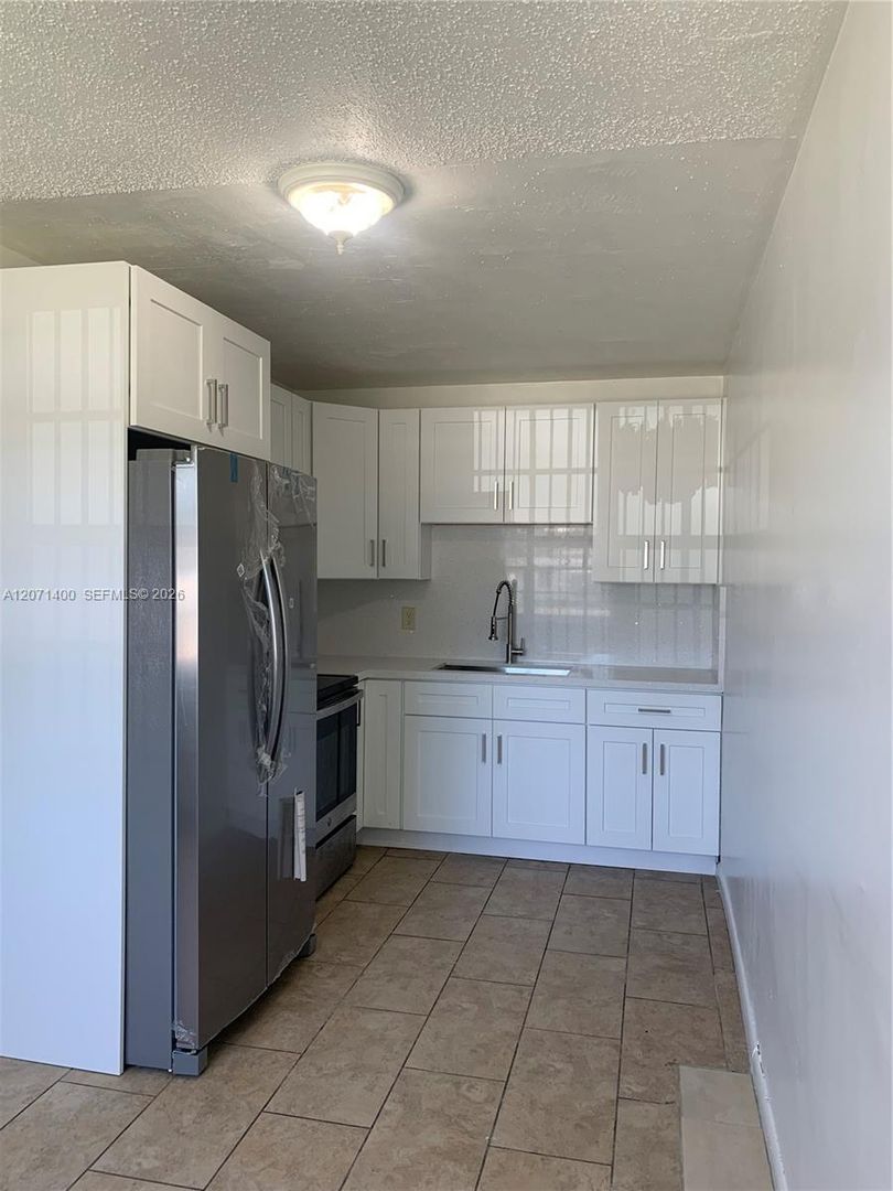 West Park House: 4501 SW 25th Street 0, West Park, FL 33023 - 4303