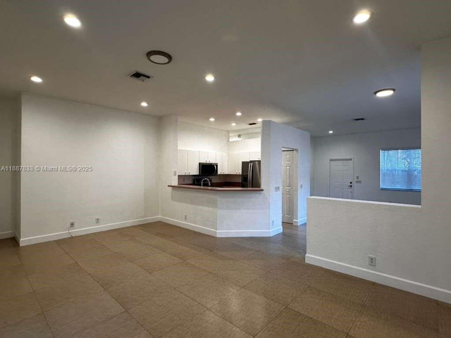 Weston House: 1761 Aspen Lane