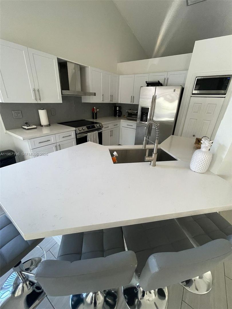 Weston House: 755 Sand Creek Circle 755