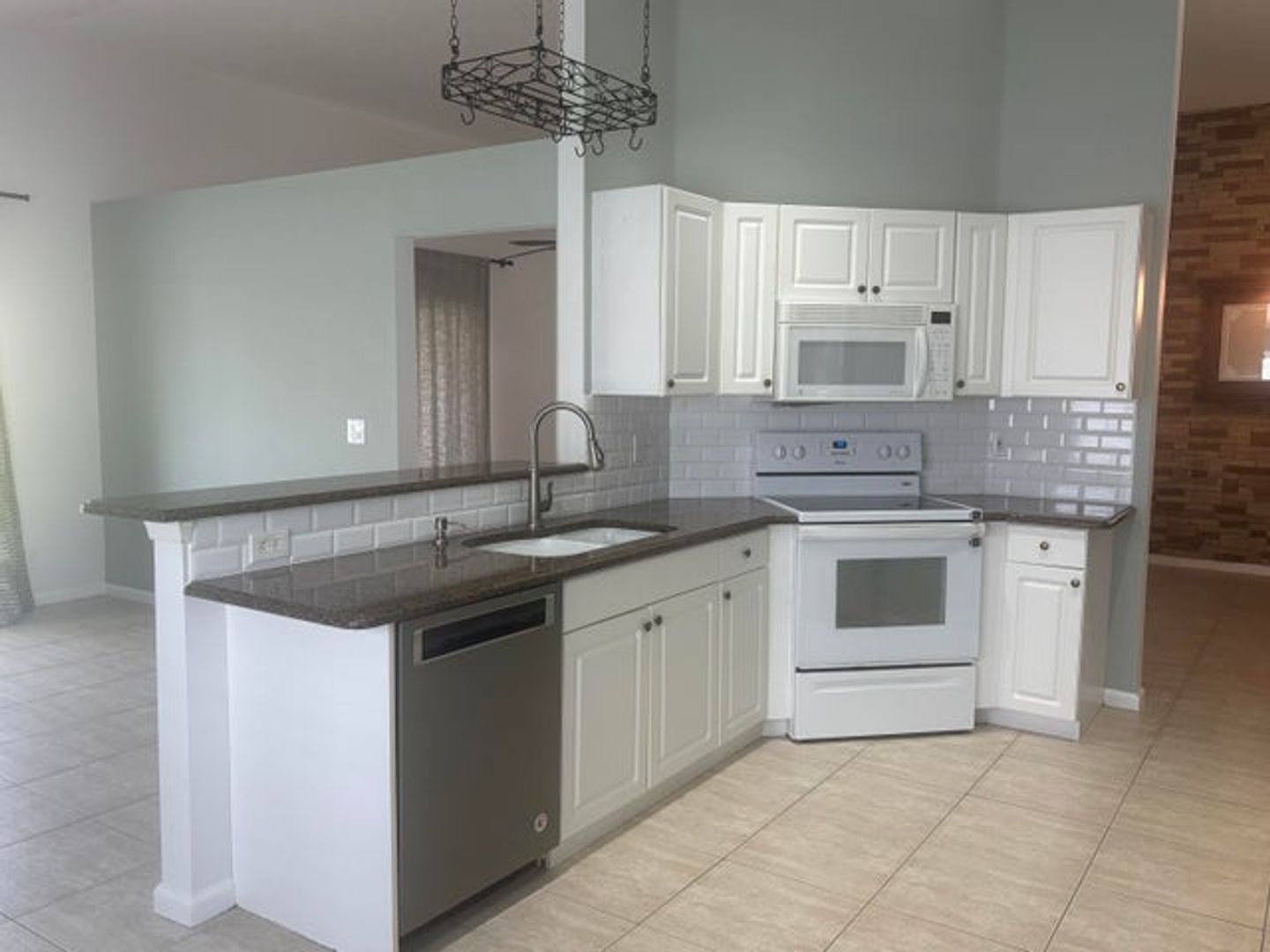 Jupiter House: 6366 Barbara Street,