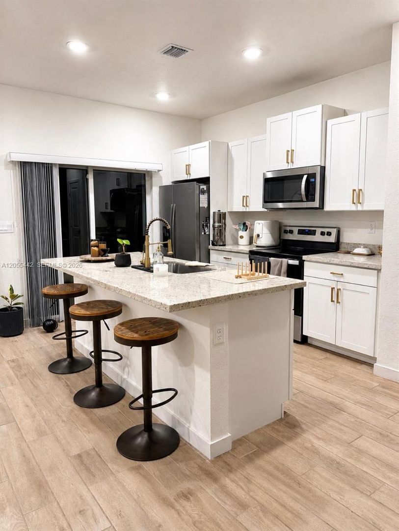 Homestead House: 1680 SE 8th Avenue