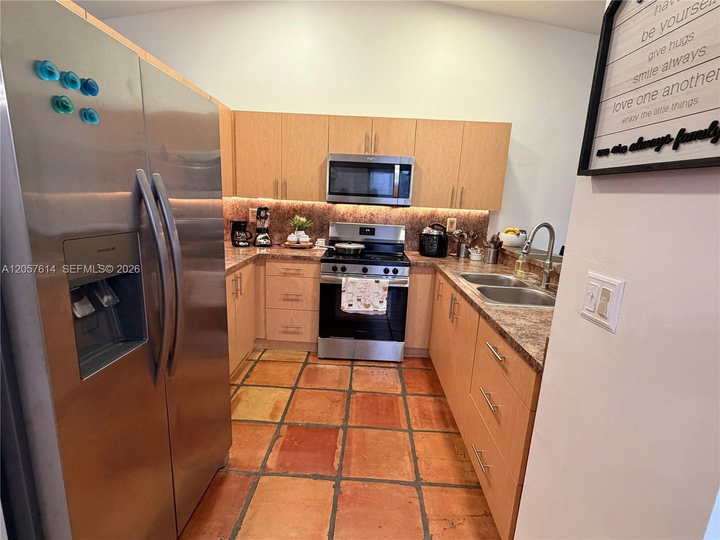 Hialeah House: 6641 NW 174th Terrace 6641
