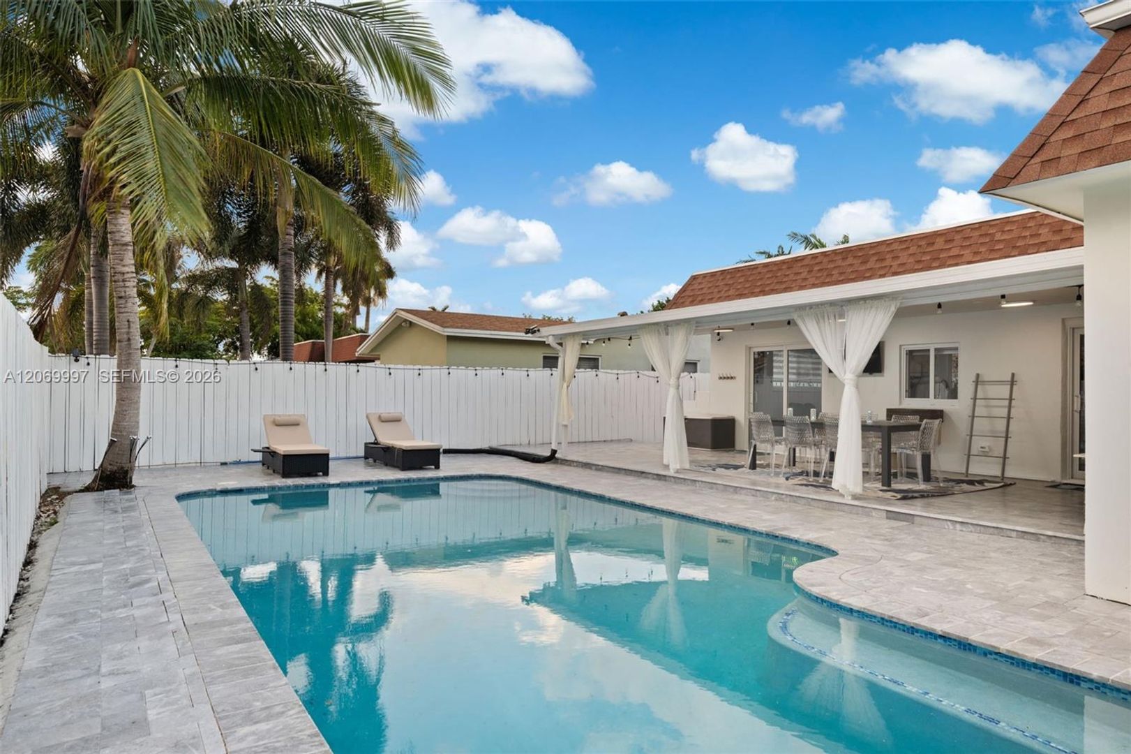 Dania Beach House: 208 SE 4th Terrace