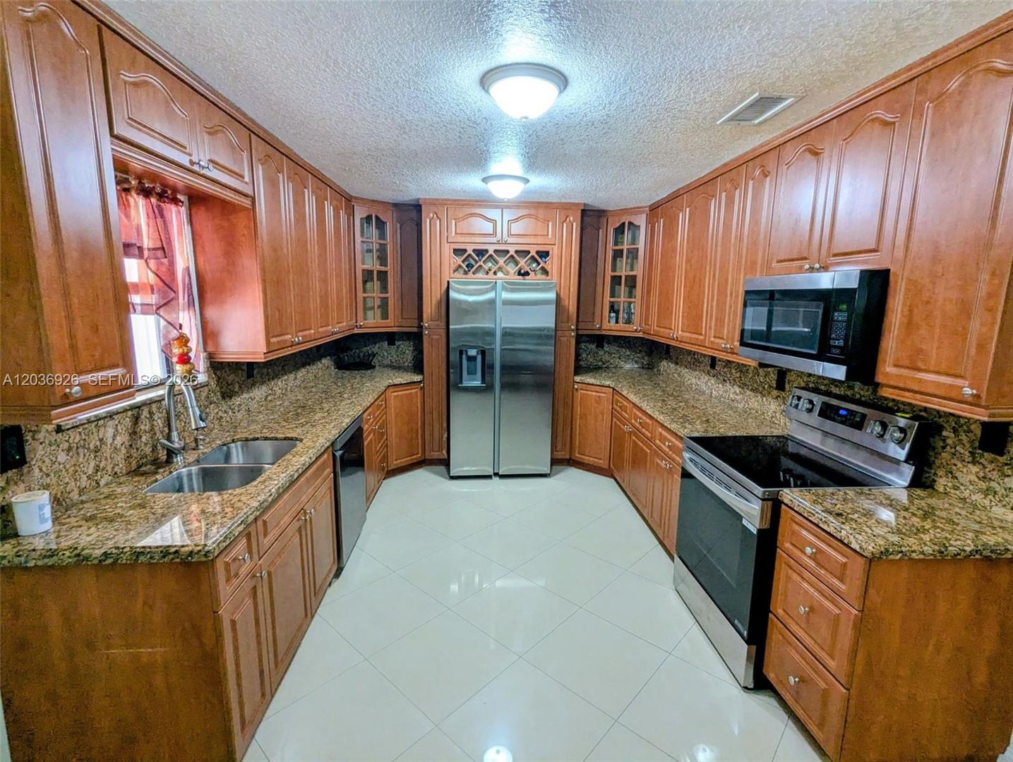 Miami House: 11934 SW 181st Street