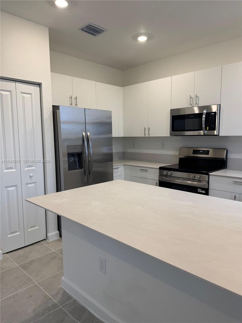 Homestead House: 2724 SE 26th Avenue 0