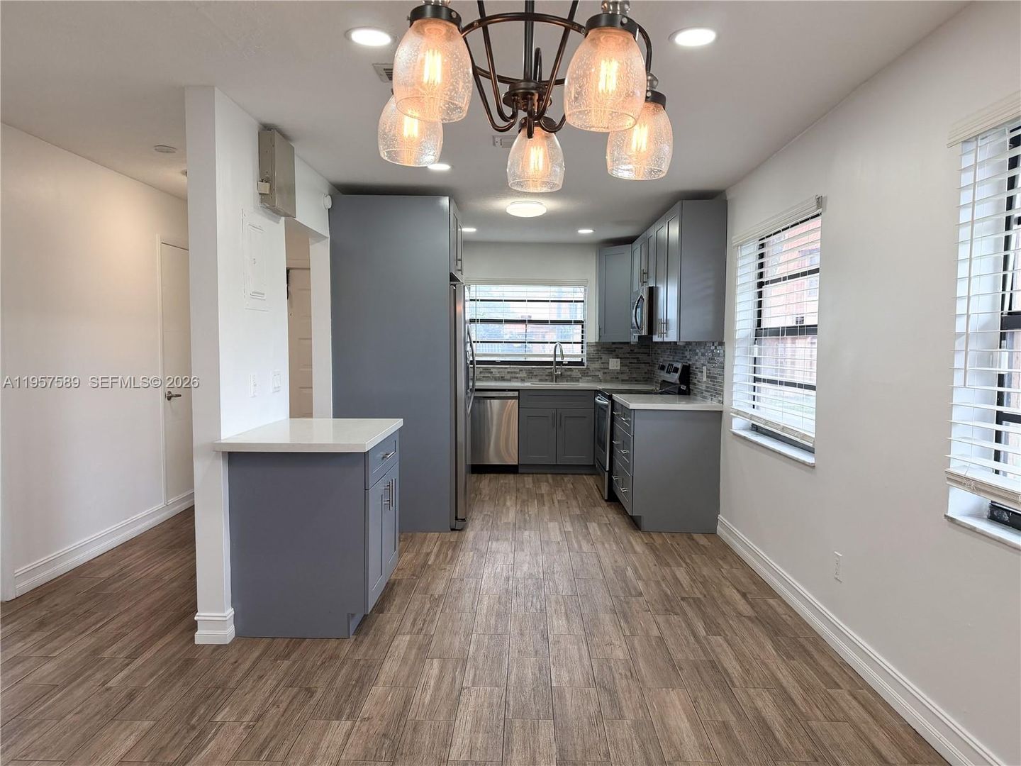 Pembroke Pines House: 9151 Orchid Tree Lane 131