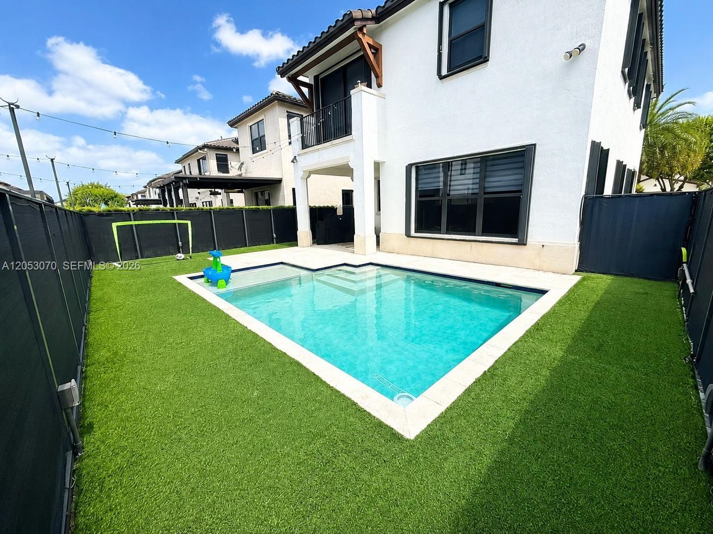 Hialeah House: 3258 W 99th Place