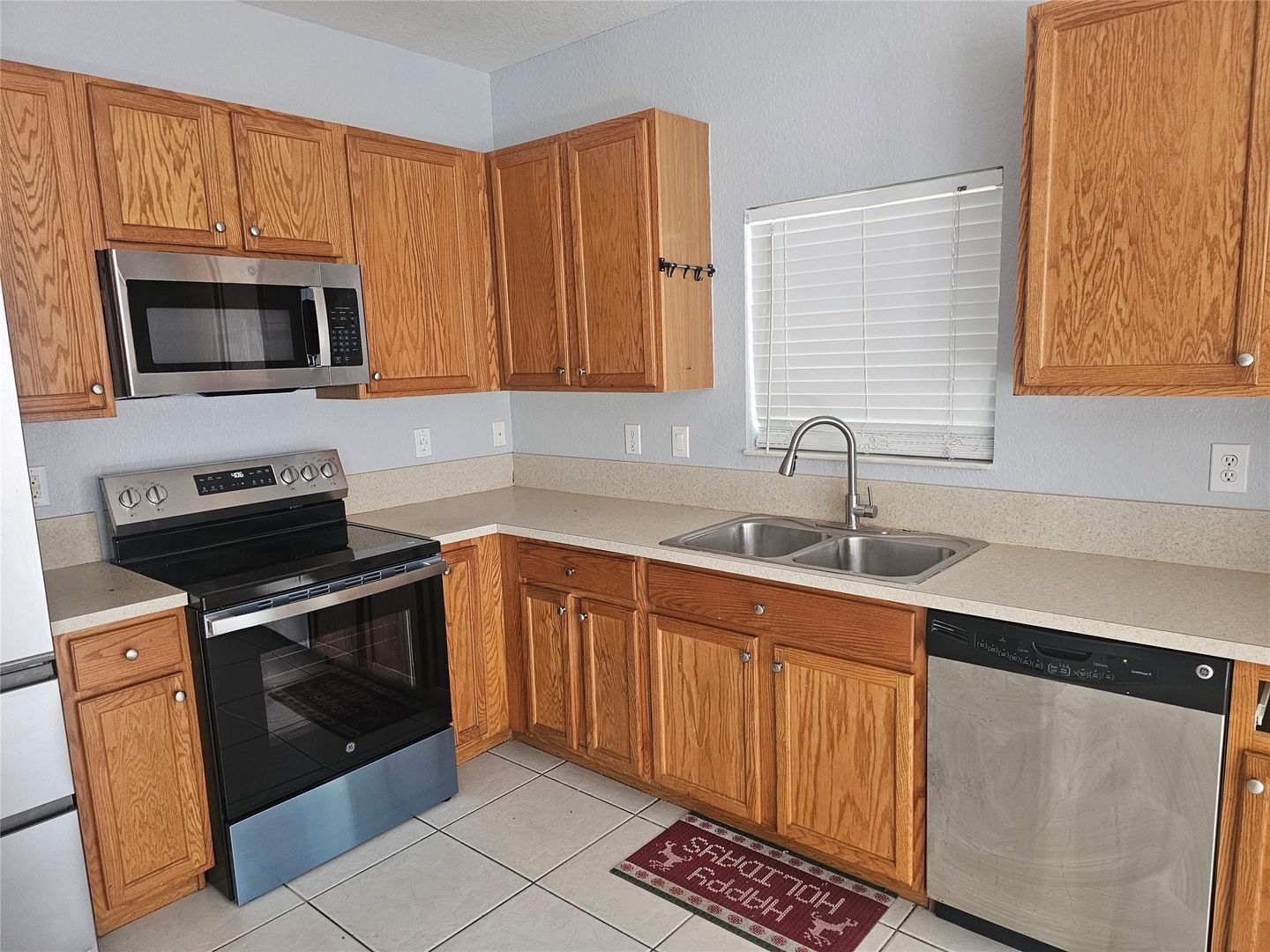 Oakland Park House: 3021 NW 30th Avenue 3021