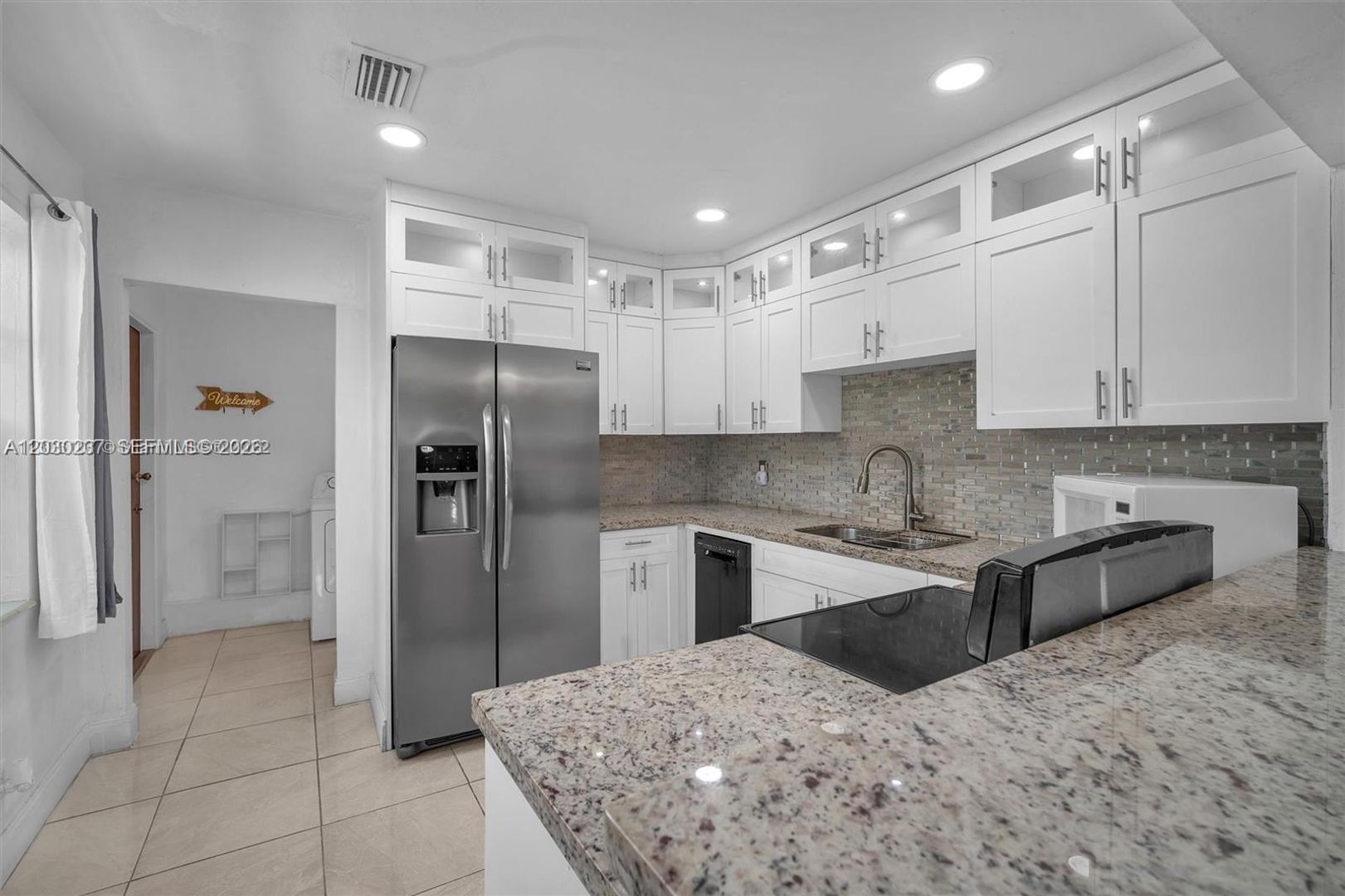 Hollywood House: 1635 Hollywood Boulevard