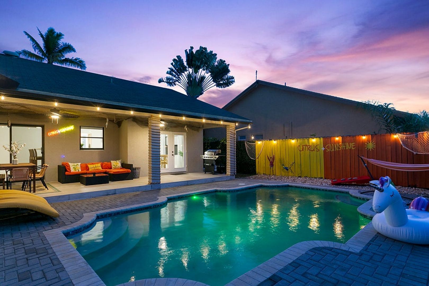 Dania Beach House: 231 SE 8th Street