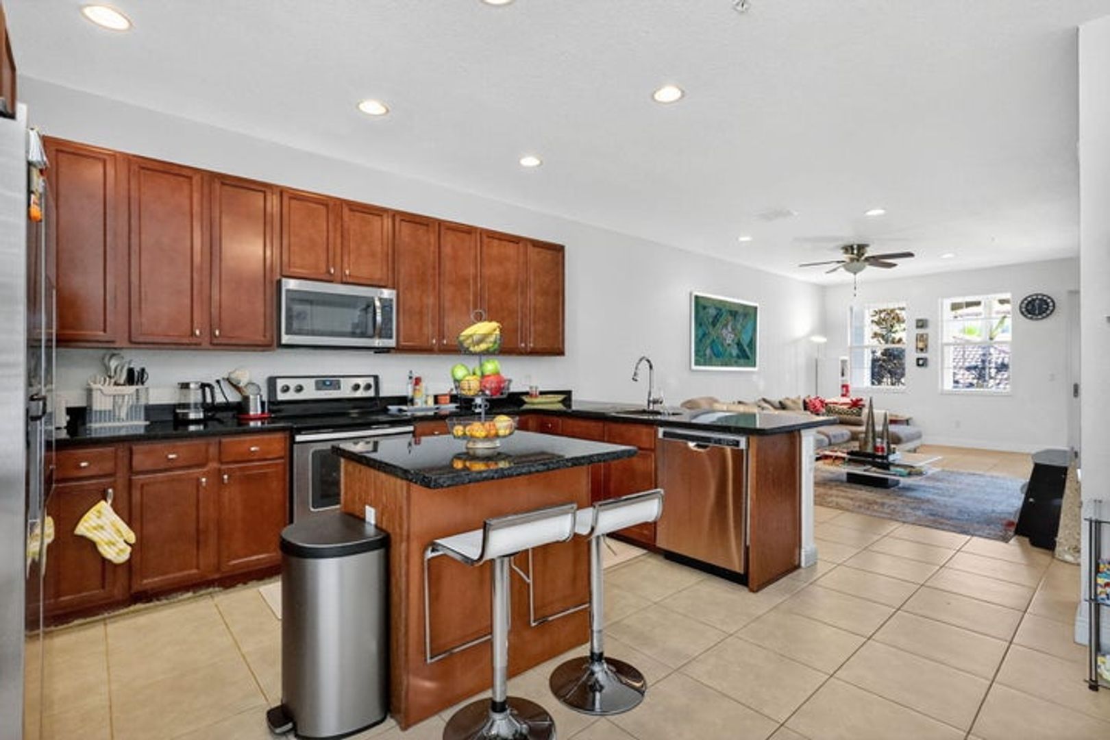 Miramar House: 2705 SW 119th Way