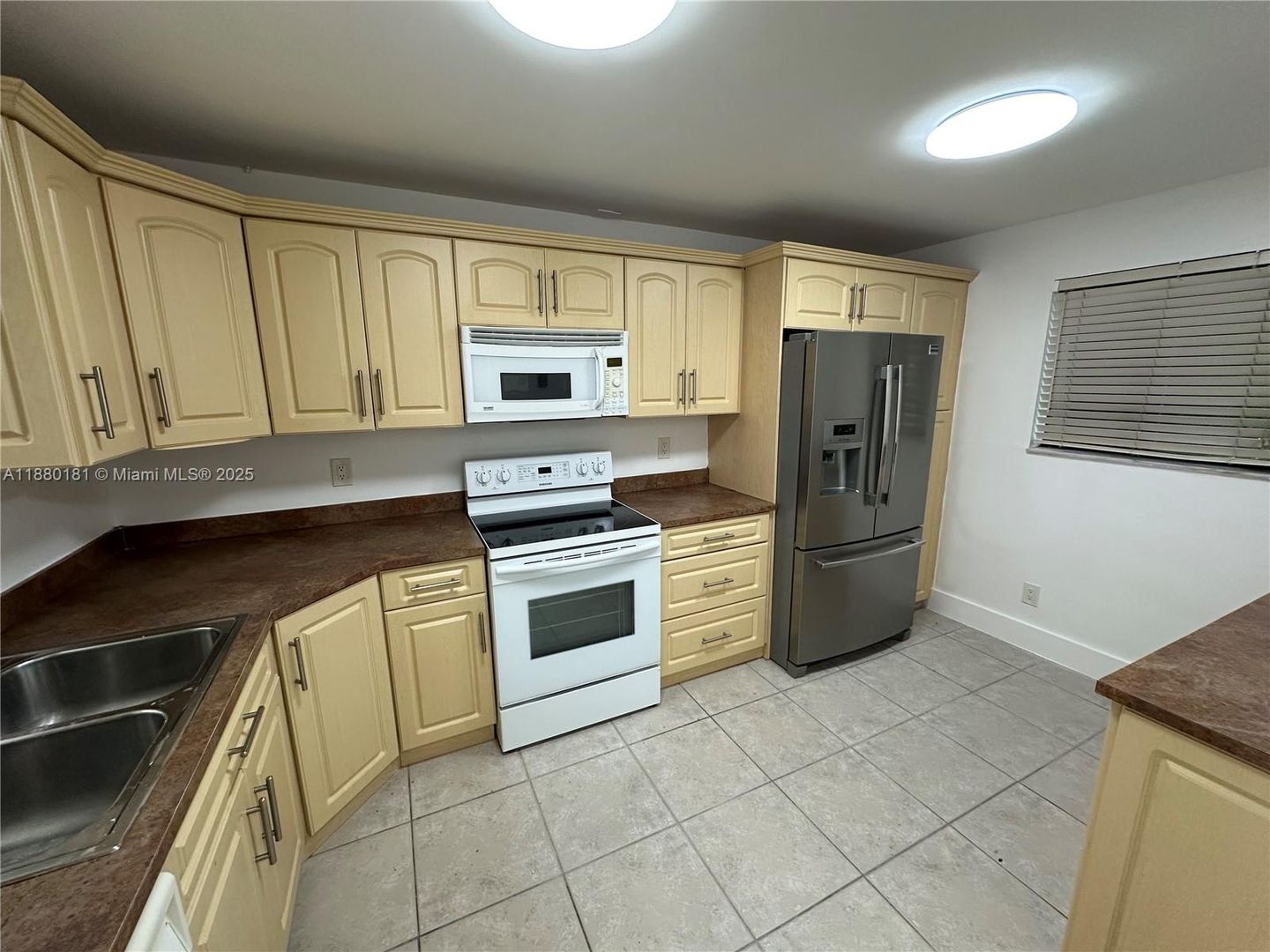 Dania Beach House: 2761 SW 58th Manor 2761