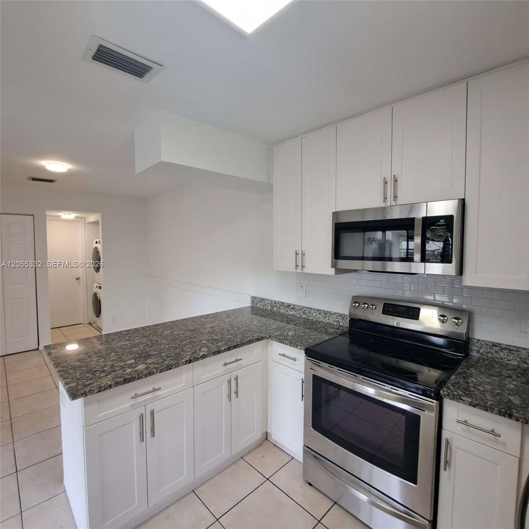 Coral Springs House: 2501 NW 99th Avenue 2501