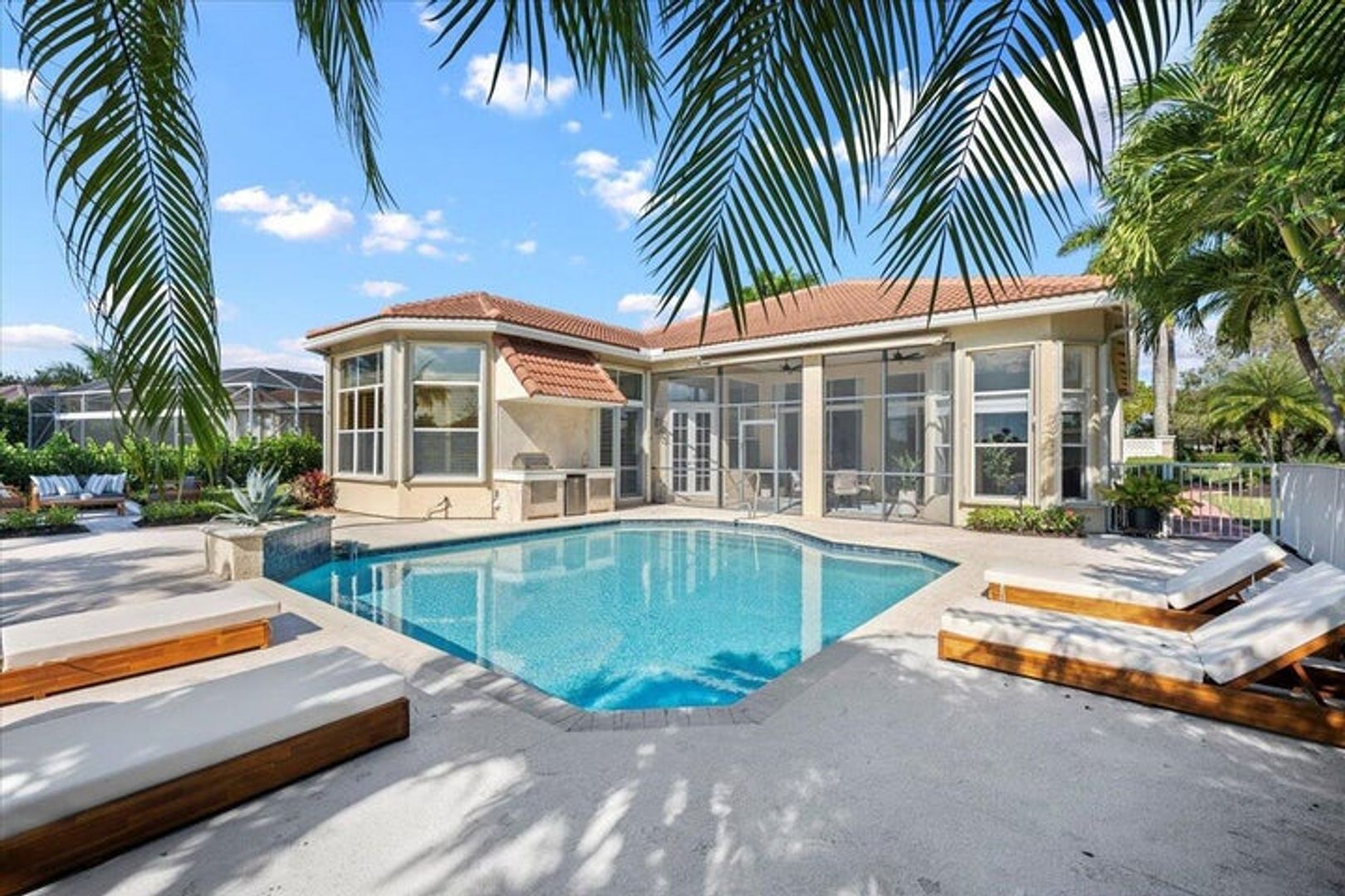 West Palm Beach House: 7557 Preserve Drive